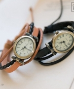 【凱迪菈克的貓】WH1280韓國空運質感羅馬文字真皮繫繩設計腕錶